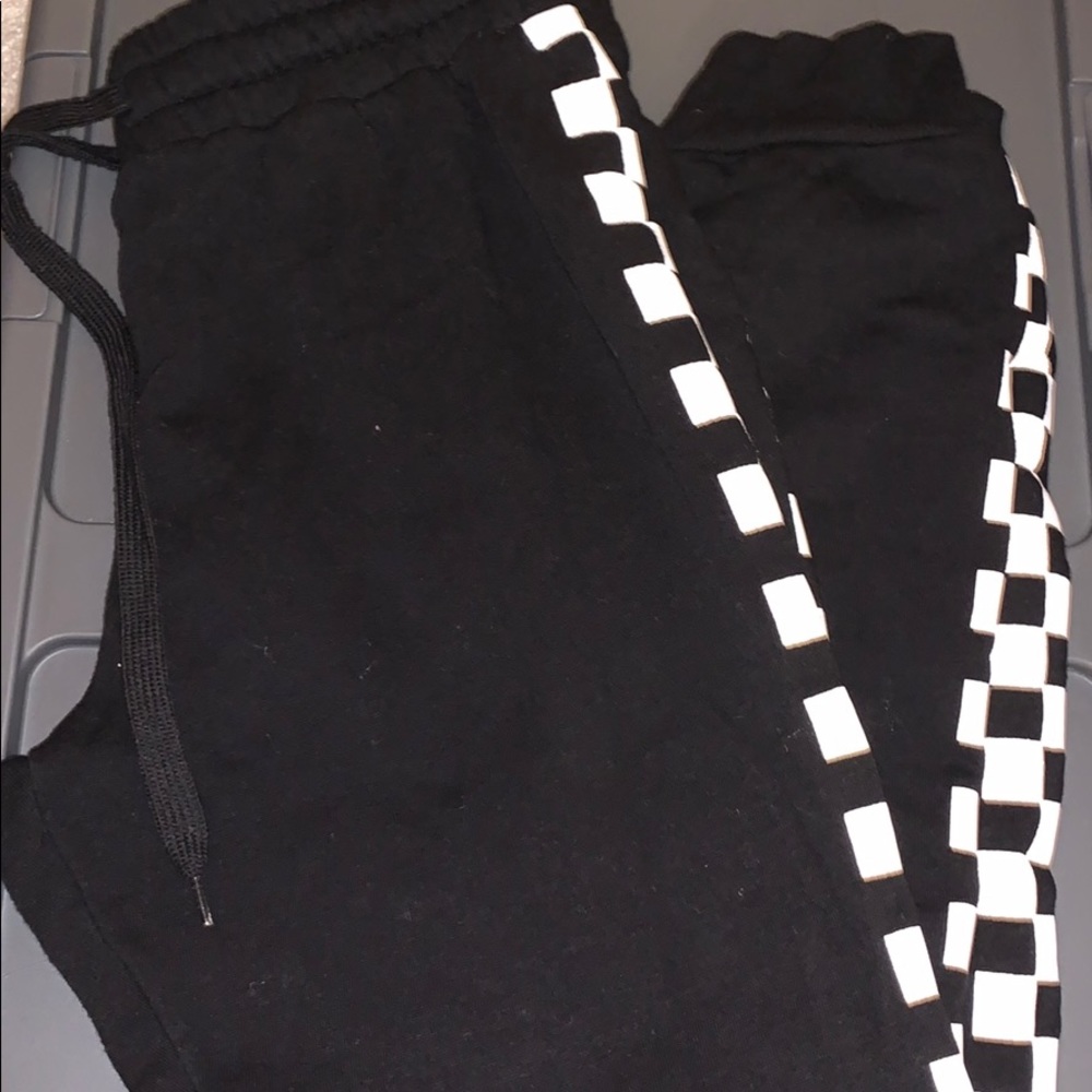 Forever 21 Checkered Sweatpants